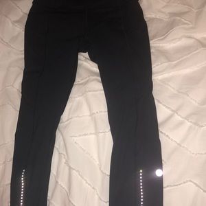 Navy blue lulu lemon leggings